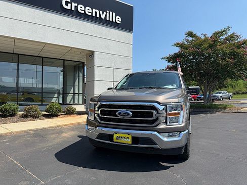 Used 2022 Ford F150 XLT w/ Equipment Group 301A Mid AWD/4WD image 7