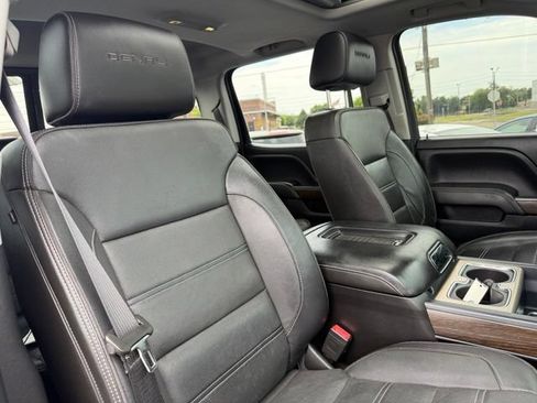 Used 2019 GMC Sierra 2500 Denali AWD/4WD image 15