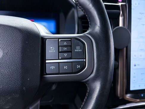 Used 2022 Ford F150 Lightning Lariat w/ Max Trailer Tow Package image 33