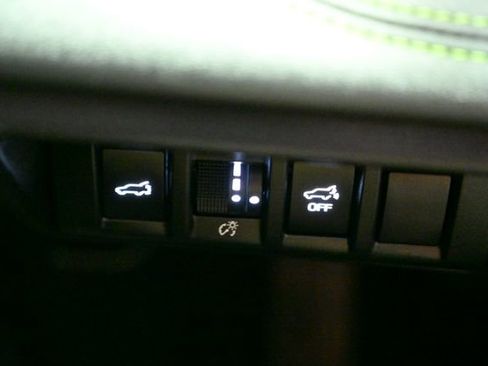Used 2024 Subaru Outback Onyx Edition XT AWD/4WD image 46