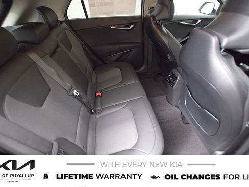 New 2025 Kia Niro EX image 14