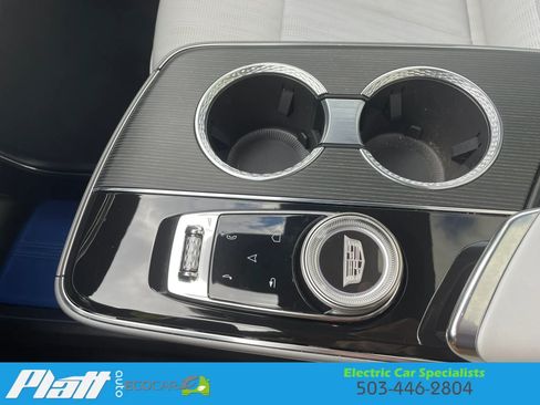 Used 2024 Cadillac Lyriq Luxury AWD/4WD image 28
