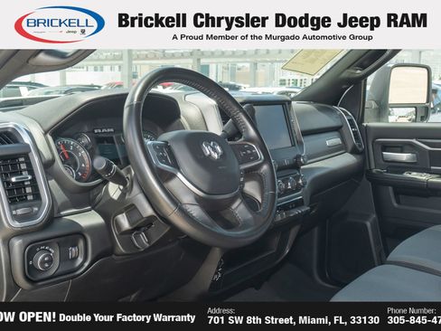 Used 2024 RAM 3500 Big Horn AWD/4WD image 18