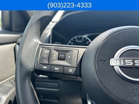 Used 2024 Nissan Rogue S FWD image 21