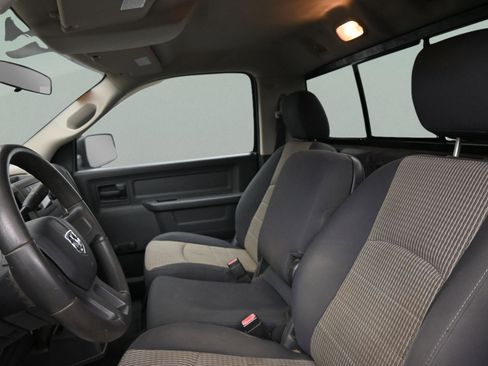 Used 2011 RAM 1500 ST w/ ST Popular Equipment Group AWD/4WD image 32