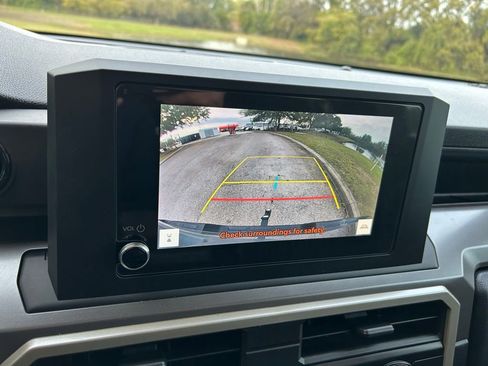 Certified 2024 Toyota Tacoma SR5 image 24