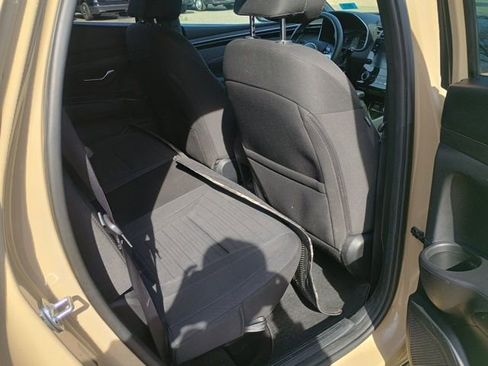 Used 2023 Hyundai Santa Cruz SE w/ Cargo Package AWD/4WD image 16