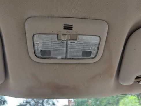 Used 2014 Toyota Corolla LE FWD image 38