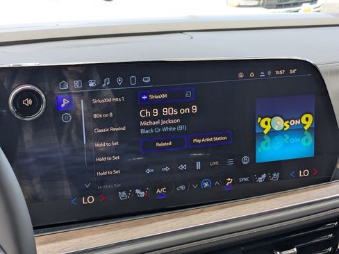 New 2025 Chevrolet Suburban High Country image 11