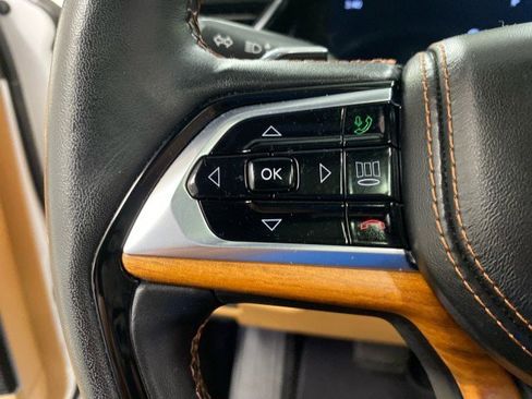 Used 2023 Jeep Grand Cherokee L Summit AWD/4WD image 21