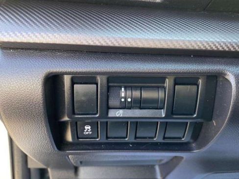Used 2018 Subaru Impreza 2.0i Sport image 18
