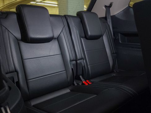 Used 2021 Volkswagen Atlas SE image 53