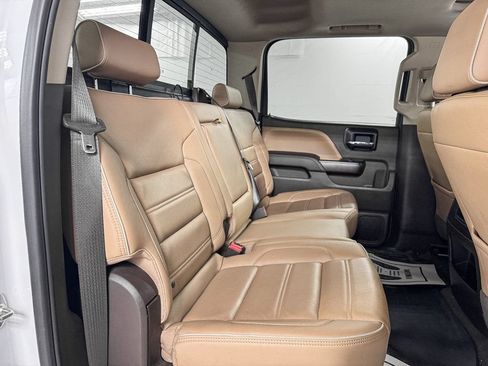 Used 2017 GMC Sierra 1500 Denali w/ Denali Ultimate Package AWD/4WD image 9