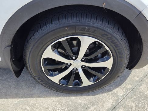 Used 2016 Kia Sorento EX w/ EX Premium Package FWD image 12