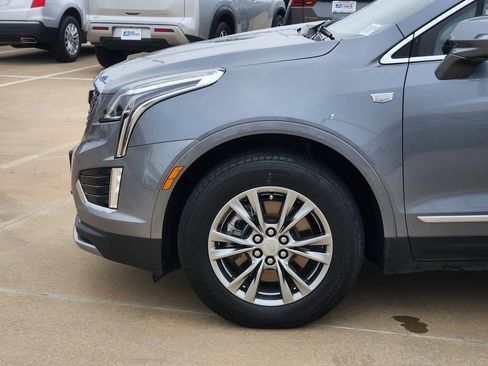 Used 2021 Cadillac XT5 Premium Luxury AWD/4WD image 11