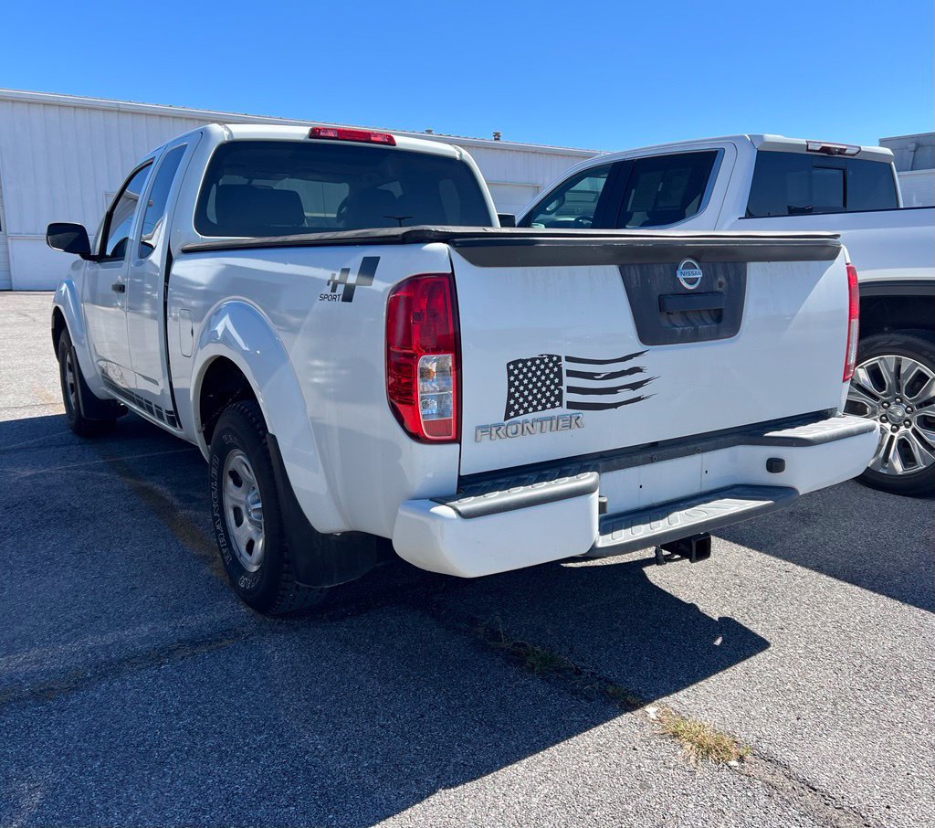 Used 2018 Nissan Frontier S RWD image 4