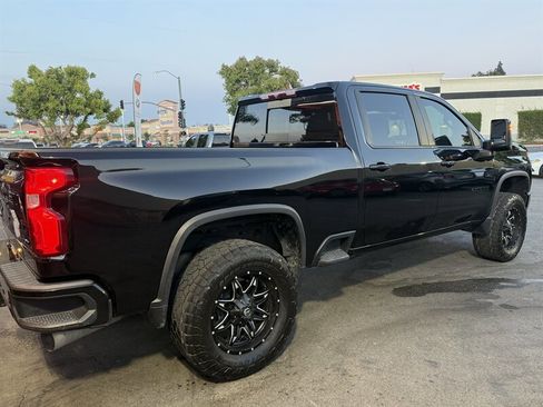 Used 2022 Chevrolet Silverado 2500 LTZ w/ LTZ Plus Package AWD/4WD image 19