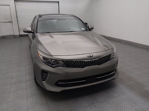 Used 2018 Kia Optima SX w/ Technology Package FWD image 14