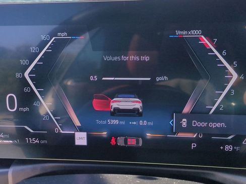 Used 2025 BMW 430i Convertible w/ M Sport Package image 13