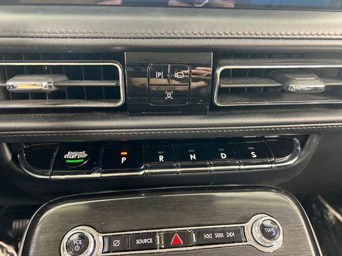 Used 2023 Lincoln Nautilus AWD image 20