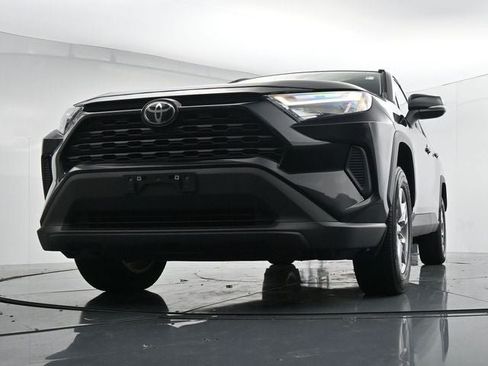 Used 2023 Toyota RAV4 XLE AWD/4WD image 30