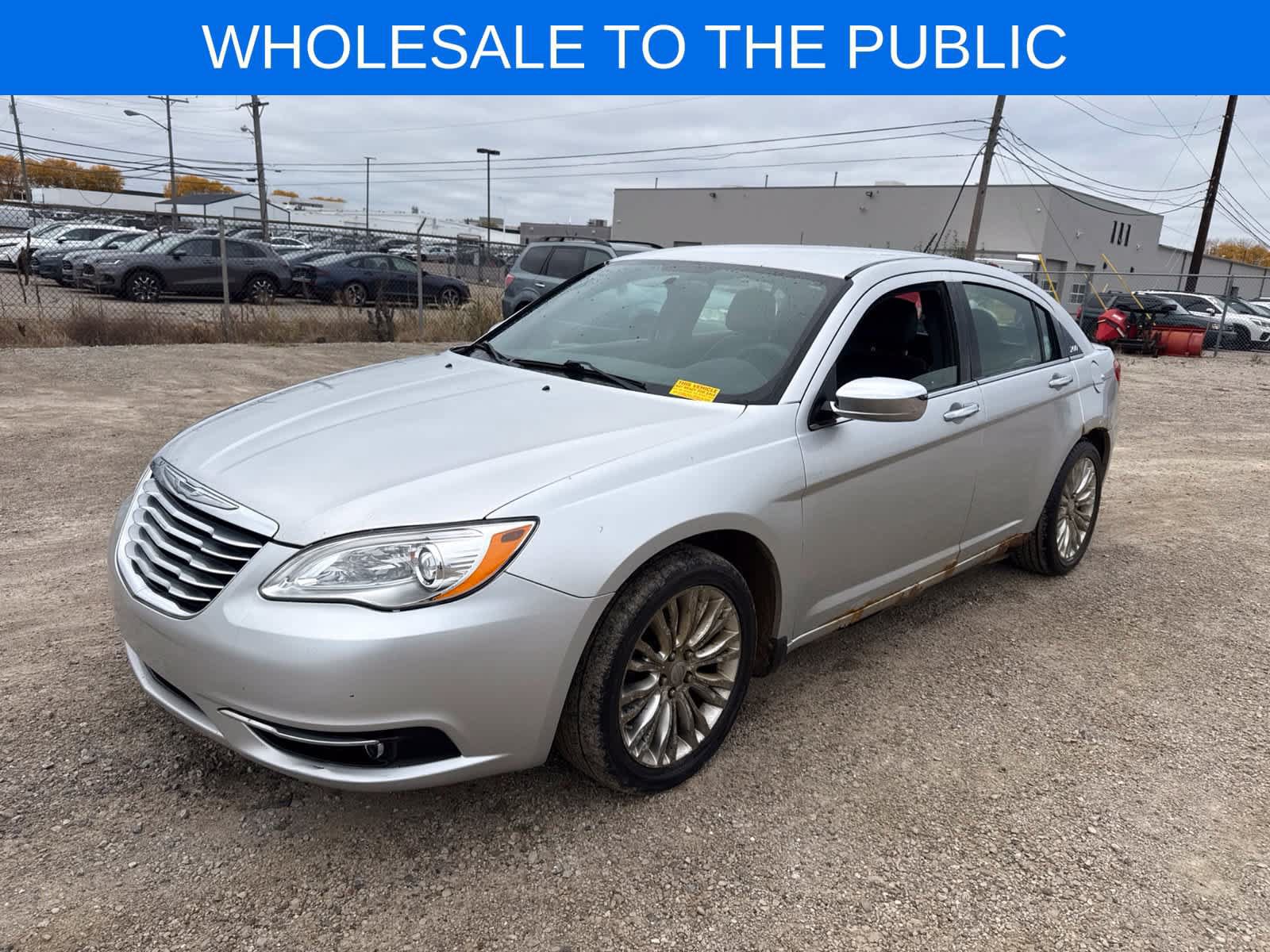 Used 2011 Chrysler 200 Limited FWD image 1