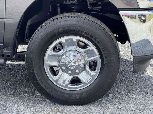 New 2026 RAM 3500 Tradesman AWD/4WD image 24