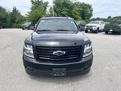Used 2018 Chevrolet Tahoe Premier AWD/4WD image 2