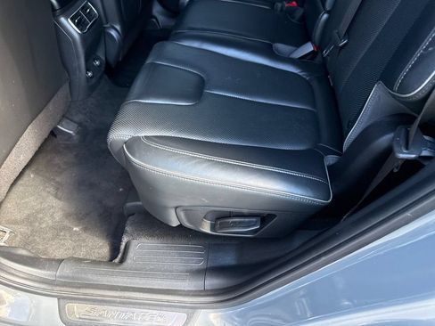 Used 2021 Hyundai Santa Fe SEL w/ Convenience + Premium Package AWD/4WD image 18