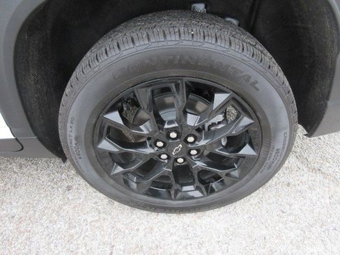 New 2026 Chevrolet Traverse LT w/ Midnight/Sport Edition FWD image 11