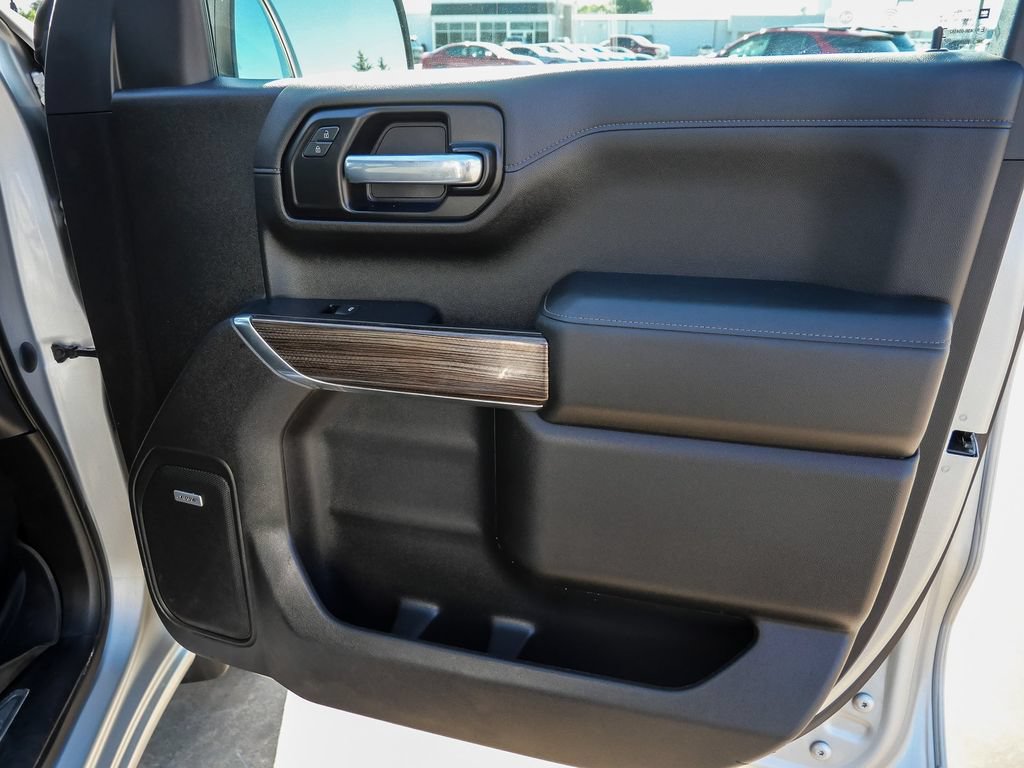 Used 2021 Chevrolet Silverado 1500 RST w/ Convenience Package II AWD/4WD image 17