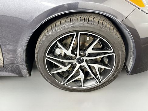 Used 2023 Kia Stinger GT-Line w/ Sun & Sound Package image 32