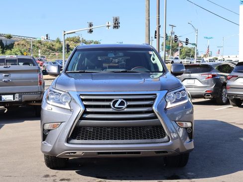 Used 2019 Lexus GX 460 Premium AWD/4WD image 2
