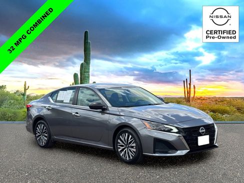 Certified 2025 Nissan Altima 2.5 SV FWD image 7