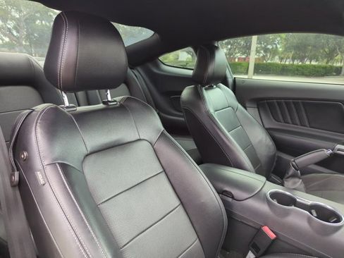 Used 2021 Ford Mustang GT Premium w/ GT Performance Package RWD image 26