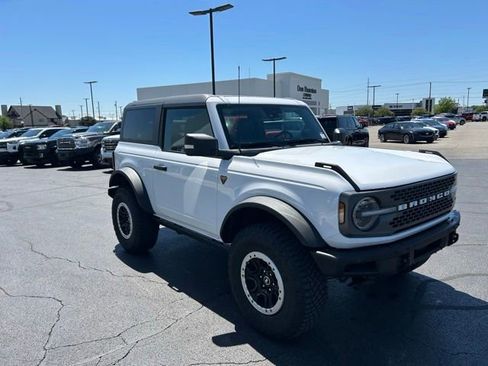 Used 2023 Ford Bronco Badlands AWD/4WD image 12