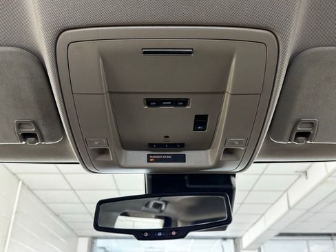 Used 2014 Chevrolet Silverado 1500 High Country w/ High Country Premium Package image 23