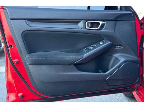 Used 2022 Honda Civic Sport image 11