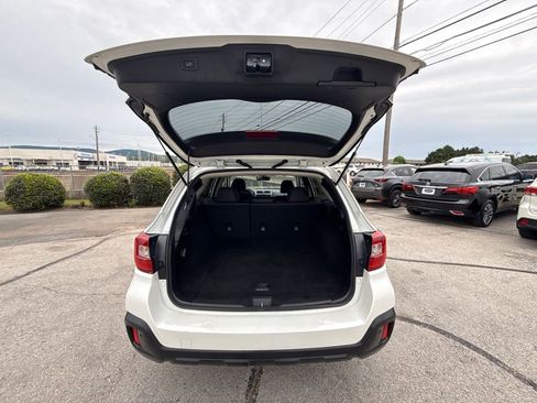 Used 2019 Subaru Outback 2.5i Limited AWD/4WD image 13