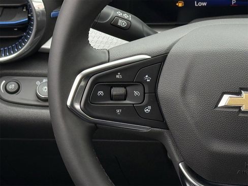 New 2026 Chevrolet Trax LT w/ Driver Confidence Package image 13