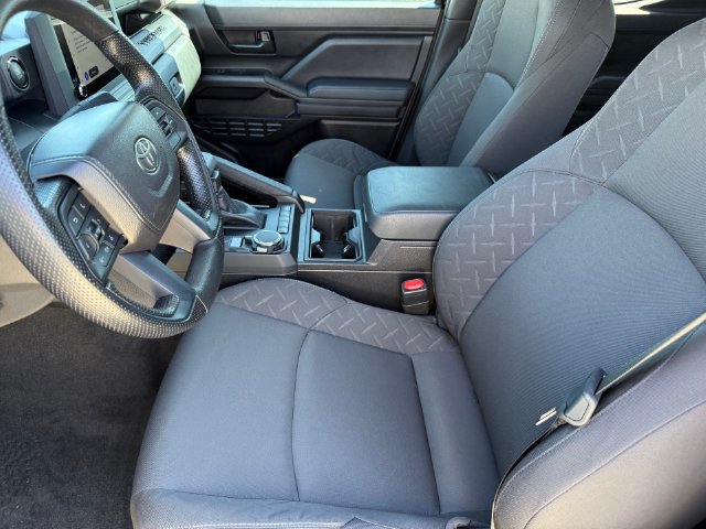 Used 2026 Toyota Tacoma SR AWD/4WD image 13