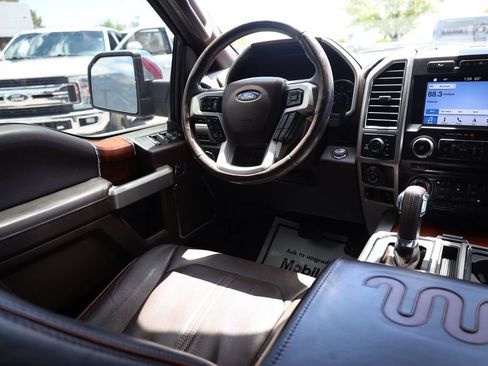 Used 2017 Ford F150 King Ranch w/ Equipment Group 601A Luxury AWD/4WD image 21