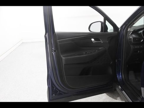 Certified 2023 Hyundai Santa Fe SE AWD/4WD image 4