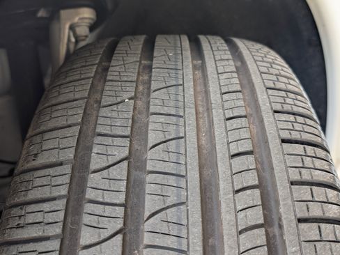 Used 2024 Dodge Durango GT RWD image 37