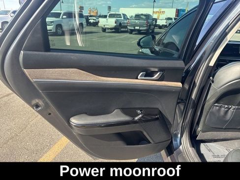 Used 2023 Kia K5 EX image 12