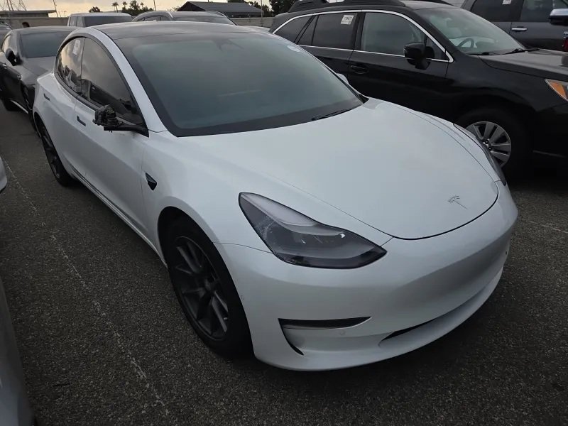 Used 2021 Tesla Model 3 Long Range AWD/4WD image 3