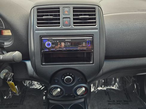 Used 2014 Nissan Versa S Plus image 25