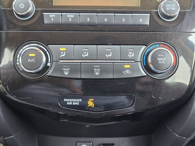 Used 2016 Nissan Rogue S w/ Appearance Package FWD image 18
