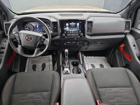 Used 2022 Nissan Frontier PRO-4X image 21