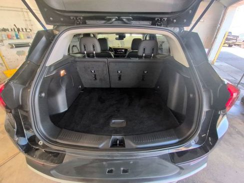 Used 2025 Buick Encore GX Preferred FWD image 28